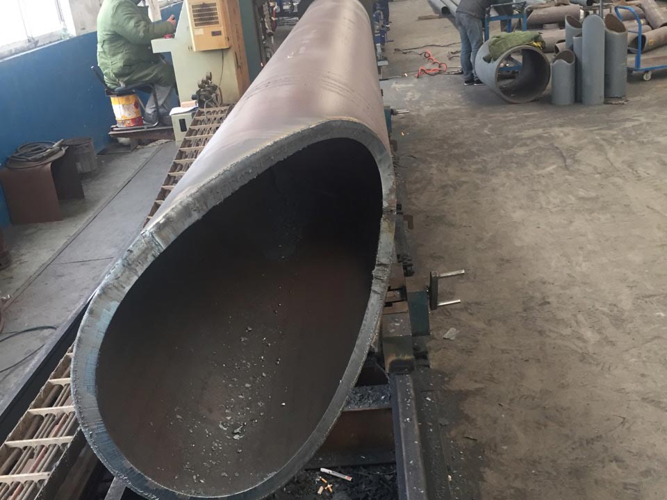 相貫線(xiàn)切割